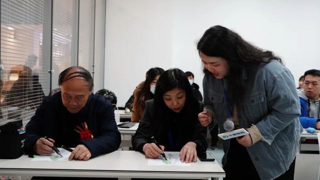 文都Life體驗(yàn)館開(kāi)業(yè)盛典于12月19日?qǐng)A滿(mǎn)結(jié)束!